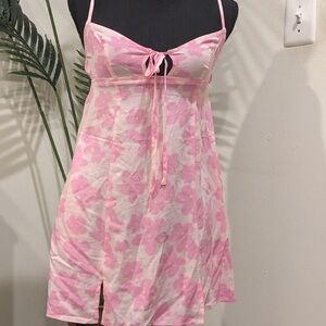 Mini summer dress for women size small color pink